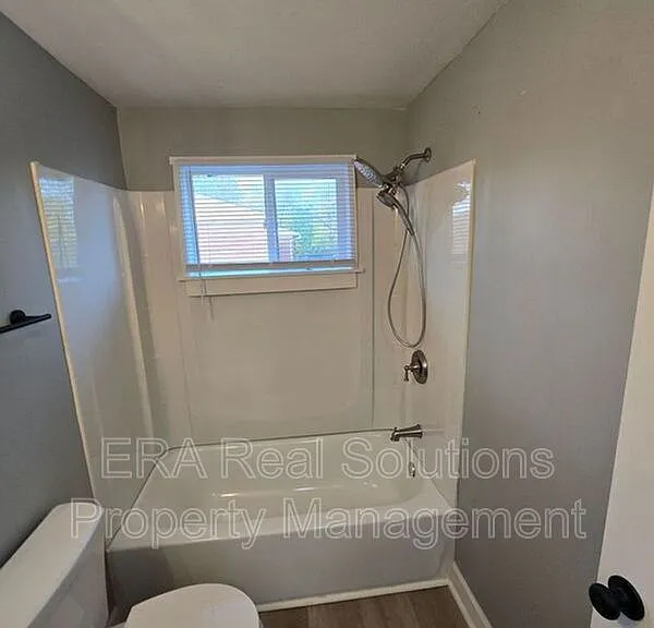 1622 Smith Rd — Photo 9
