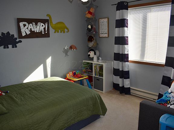 5th image of 979 Sheyenne Park Pl