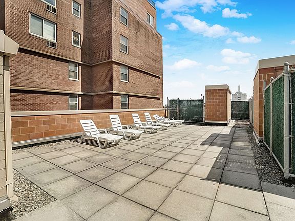 5th image of 345 E 64th St APT 6E