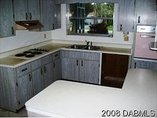 2nd image of 239 Euclid Ave
