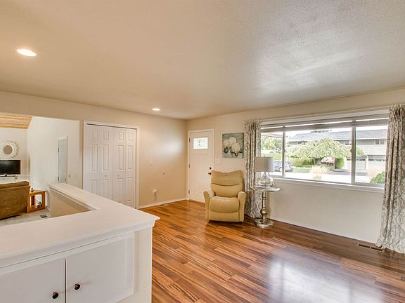 Wonderful East Wenatchee Home For Sale