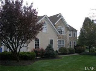 4978 W Saucon Ave, Center Valley, PA 18034