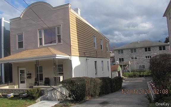 2nd image of 80 Farquhar Ave Floor 2
