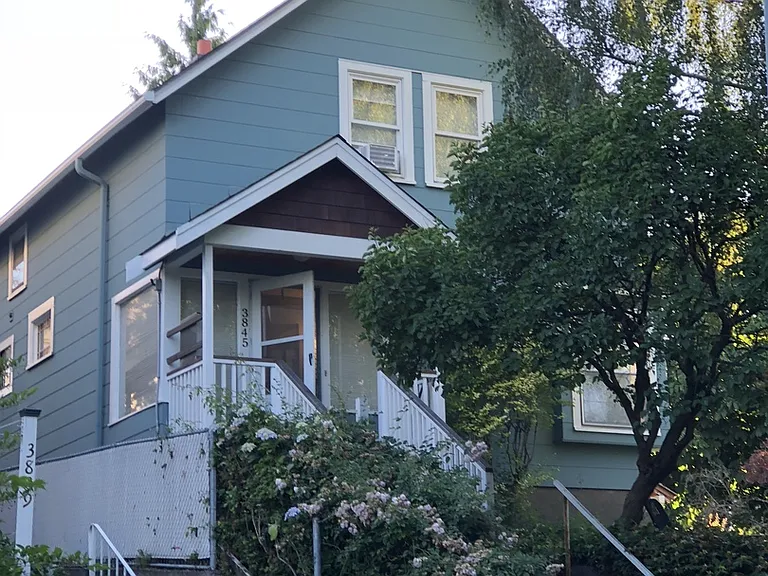 3845 Whitman Ave N — Photo 12