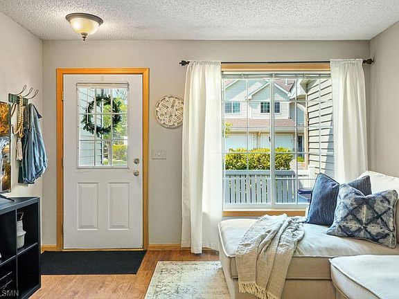 3rd image of 20518 Erin Ct
