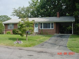 4929 Showalter Rd NW, Roanoke, VA 24017