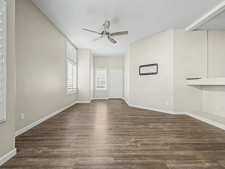 16636 S 22nd St — Photo 11