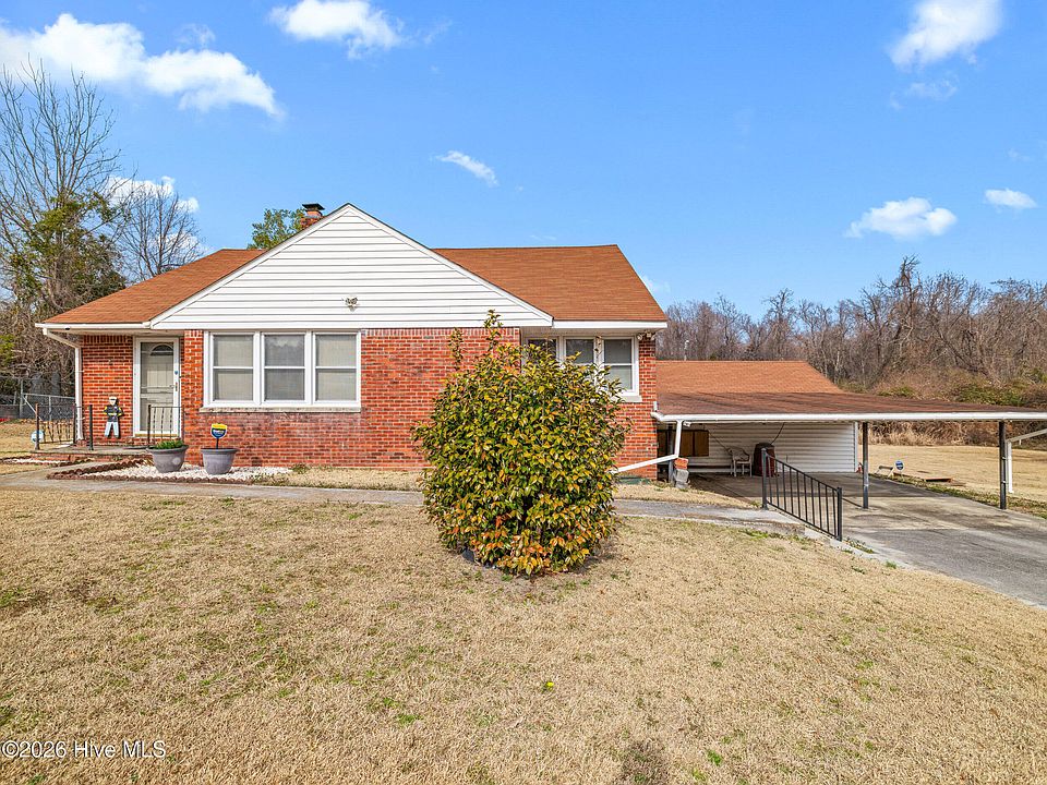 1st image of 15 East Drive