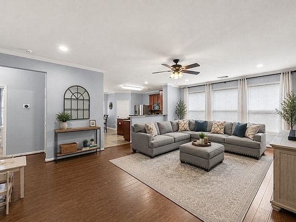 5th image of 15207 Olmstead Park Dr