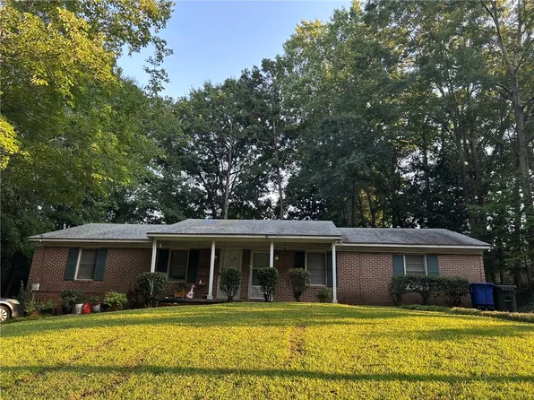 1112/1114 Old Mill Rd, Auburn, AL 36830