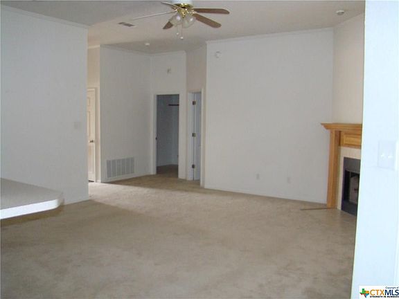 3rd image of 3603 Republic Of Texas Dr