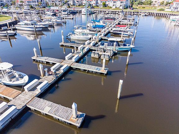 3rd image of 4396 Baldwin Ave. #Boat Slip 66