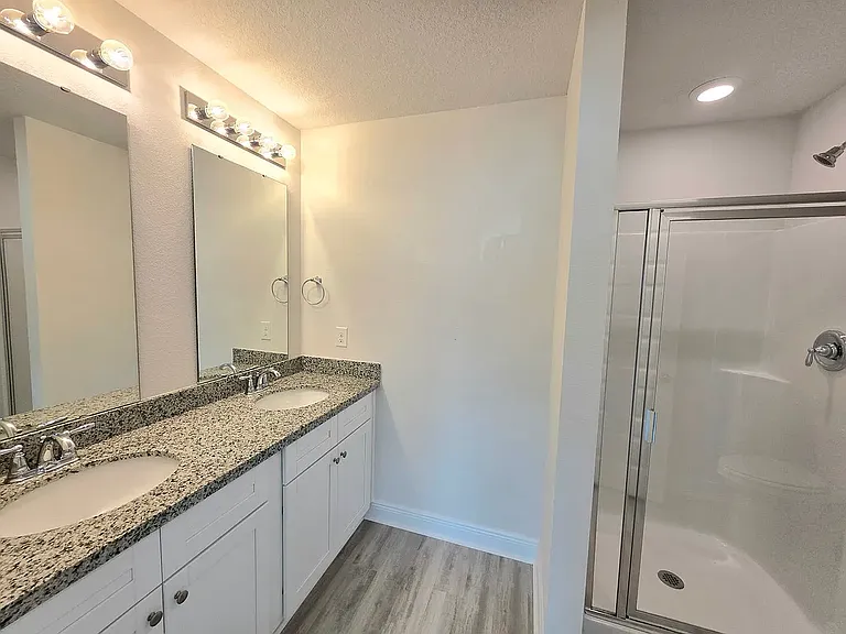 8654 Meadow Flower Ln — Photo 18