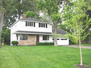 1856 Berkshire Rd photo 1