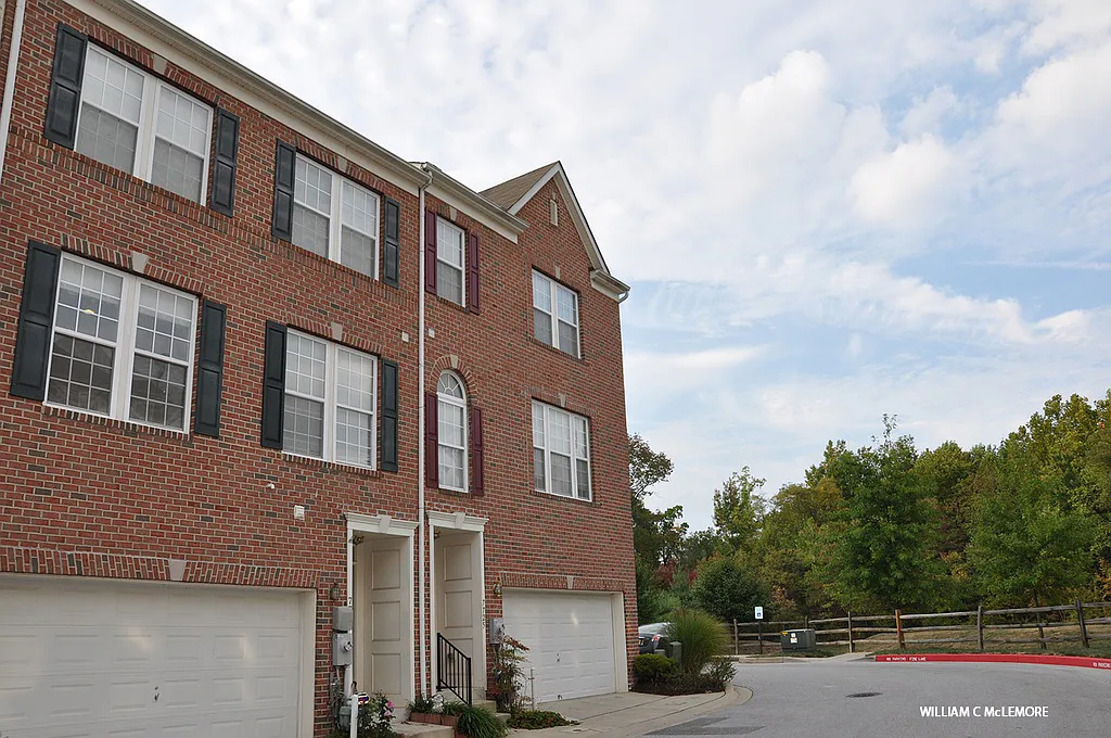 7723 English Oak Cir Unit 25 photo 1