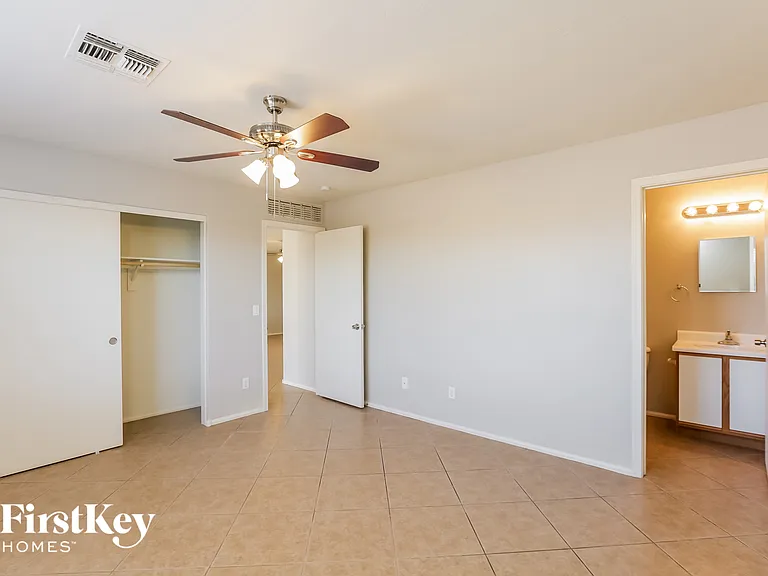 21286 N Duncan Dr — Photo 9