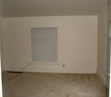 3rd image of 108 S Mill St