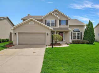 4007 Tallgrass Dr, Champaign, IL