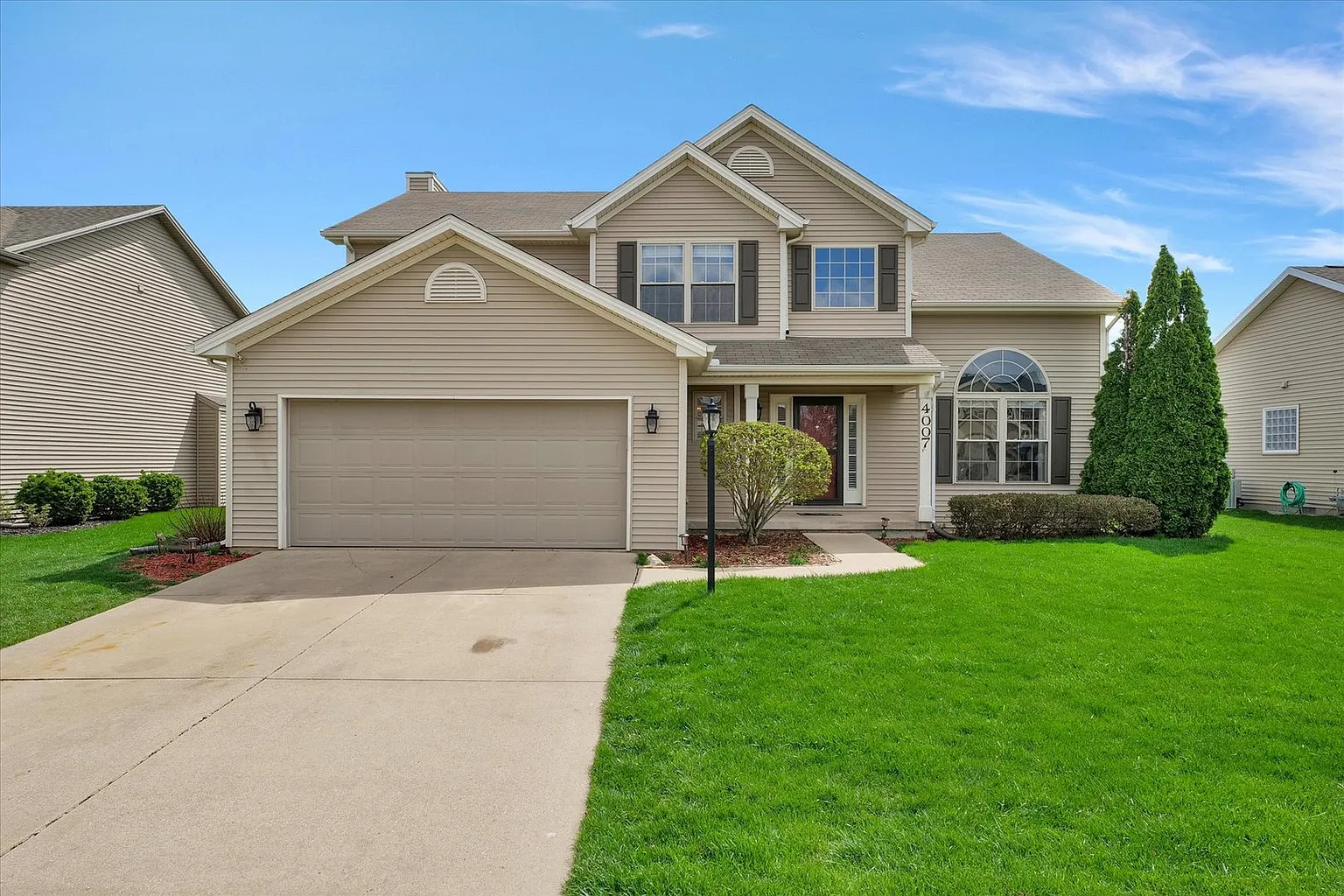4007 Tallgrass Dr photo 1