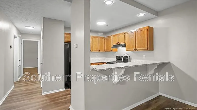 2 bed, 2.0 bath, 1052 sqft, $1,295 — Photo 4