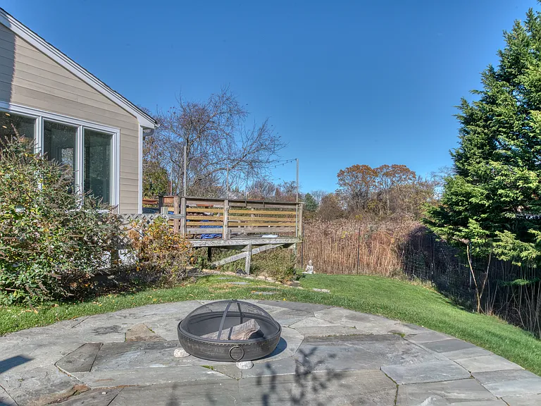 57 S Fairview Ave — Photo 6