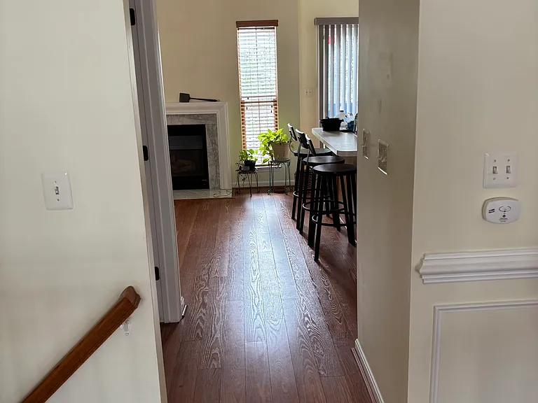105 Barrett Ct — Photo 13