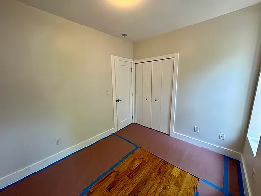 Rented by Max Apt LLC | media 6