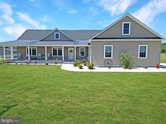 2nd image of 21176 Pepper Rd