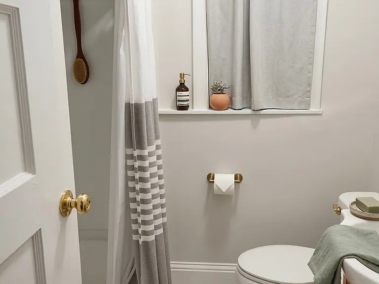 583 Watertown St #1 — Photo 2
