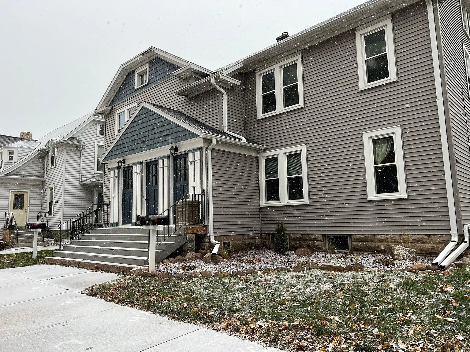 1 bed, 1000 sqft, $1,100 — Photo 1