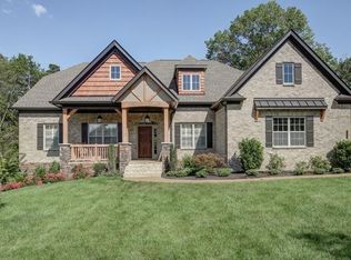 704 Alameda Ave, Nolensville, TN 37135
