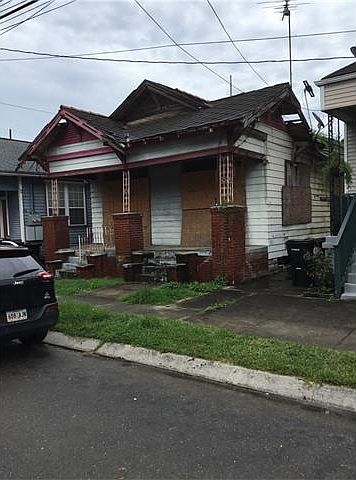 1st image of 512 S Telemachus St