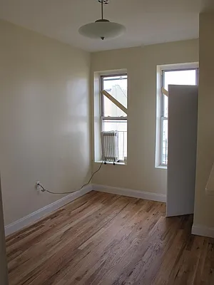 Rented by MBC Group LLC | media 4