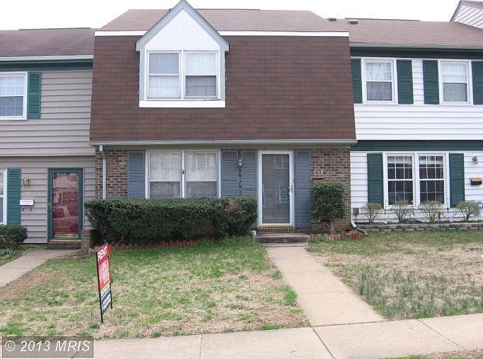 1st image of 334 Clay St