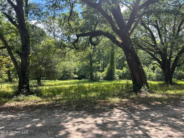 8297 Highway 198 E, Lucedale, MS 39452