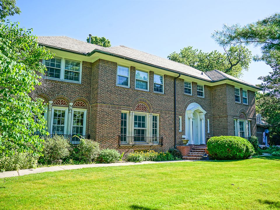 1st image of 500 Linden Ave
