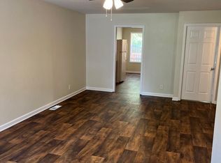 918 Kingsbury Dr, Clarksville, TN 37040