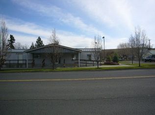 1213 S Main St, Milton Freewater, OR 97862