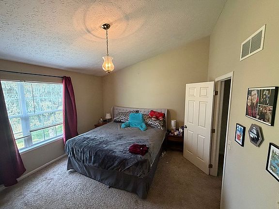 4th image of 4228 River Ridge Dr