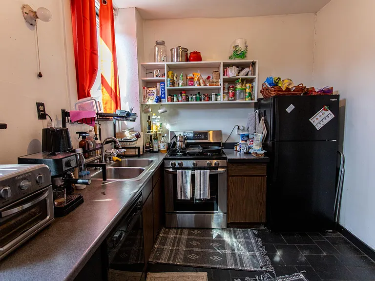 714 Filbert St #1 — Photo 13