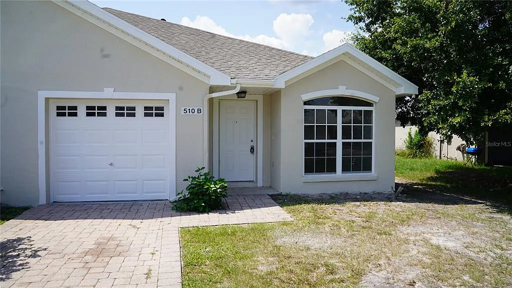 3 bed, 2.0 bath, 1200 sqft, $1,650 — Photo 2
