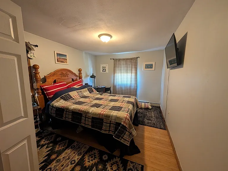 2 Myrtle St #2 — Photo 8