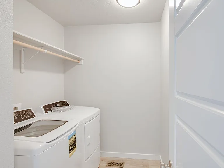 332 S Baraya Way — Photo 19