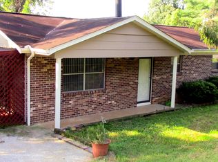 108 Montcrest Ln, Harriman, TN 37748