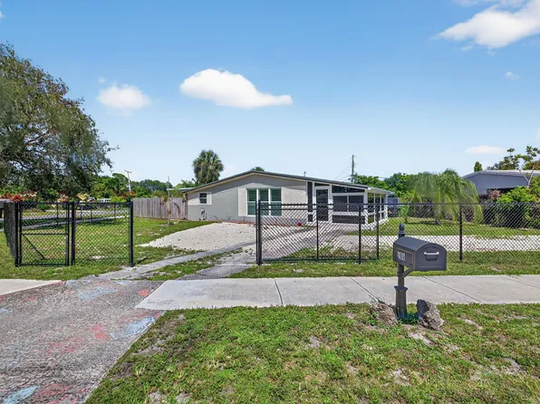 300 SW 25th Avenue, Fort Lauderdale, FL 33312