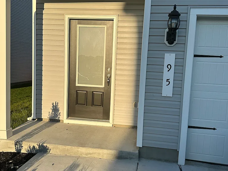 95 Cramsford St — Photo 11