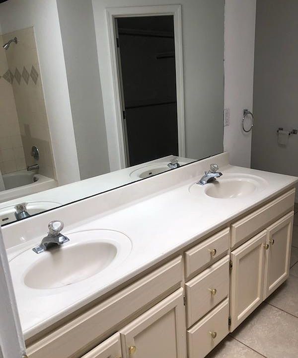 1st image of 6900 Cayman Ct NW