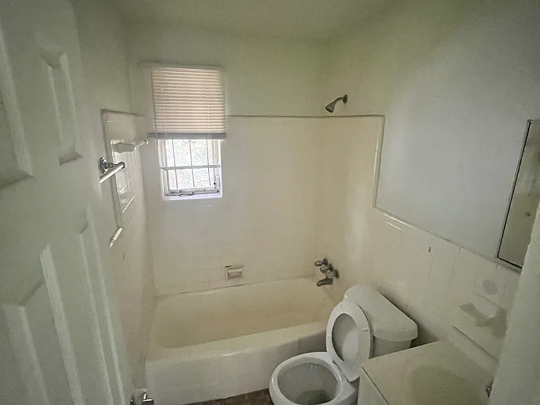 3505 Chase Ave #3 — Photo 6