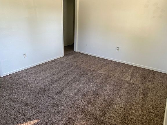 4th image of 710-712 W 1st St
