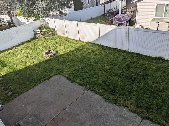 4th image of 1308 NW 25th Ave